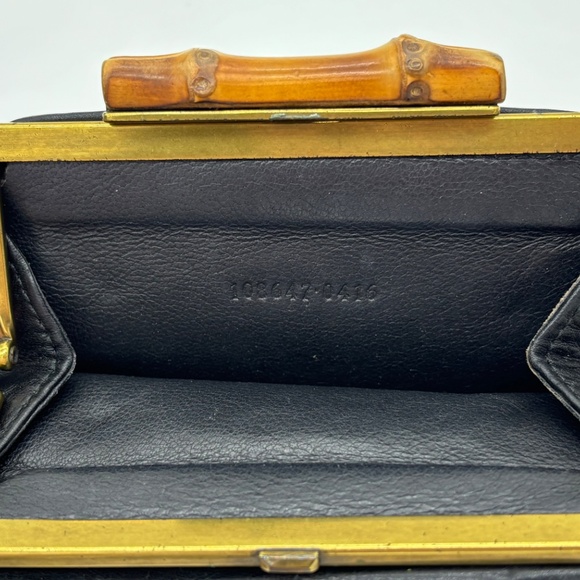 Gucci Vintage Black Leather Coin Purse with Bamboo Kiss Lock - Picture 5 of 5